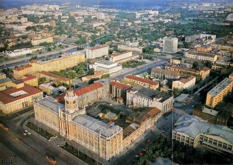 Свердловск 1968-1979 гг. в цвете Свердловск 1968-1979 гг. в цвете
