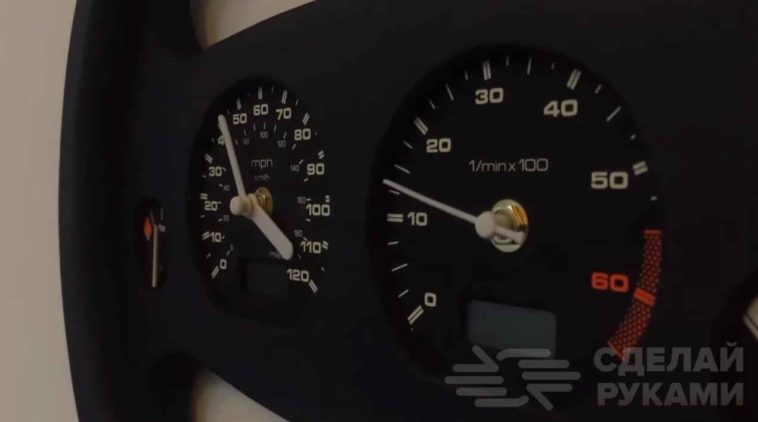 Настенные часы в виде рулевого колеса с приборной панелью самоделкин