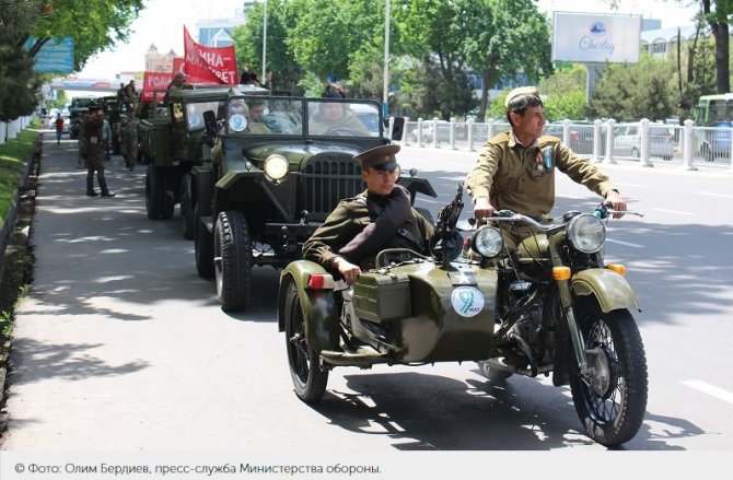 По улицам Ташкента прошла военная автоколонна в честь 72-летия Победы над фашизмом