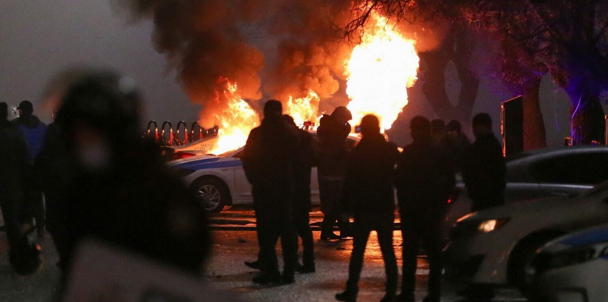 Своевременная реакция Москвы и стран ОДКБ не позволила по-настоящему поджечь Казахстан и превратить страну...
