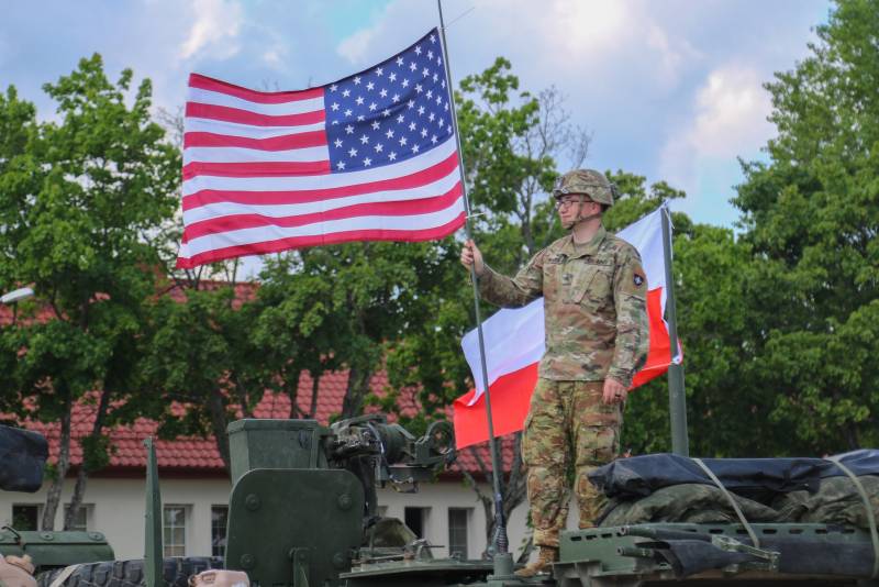 Китайская пресса: Польша сама втягивает себя в бурю противостояния США и России геополитика
