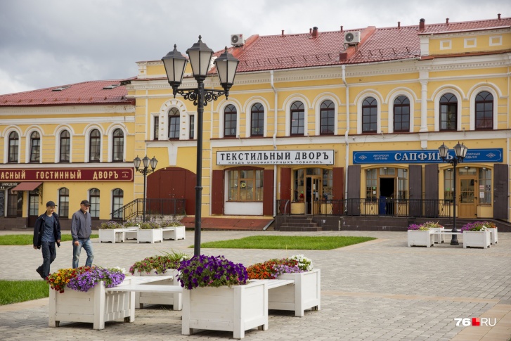 Обновлённые вывески органично вписались в облик центра города