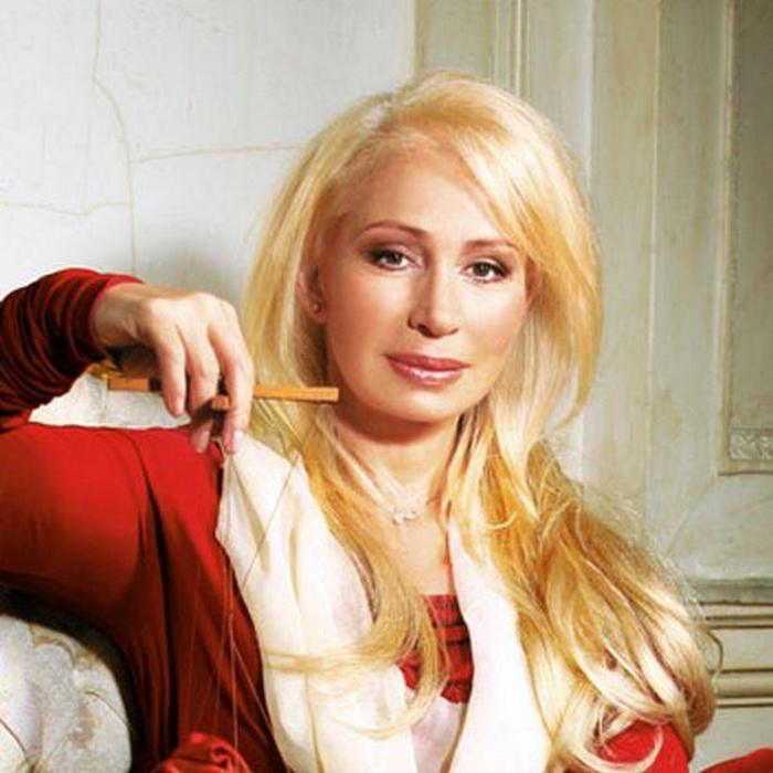 70-летняя актриса Татьяна Васильева показала стройную фигуру в купальнике. Молодые позавидуют!