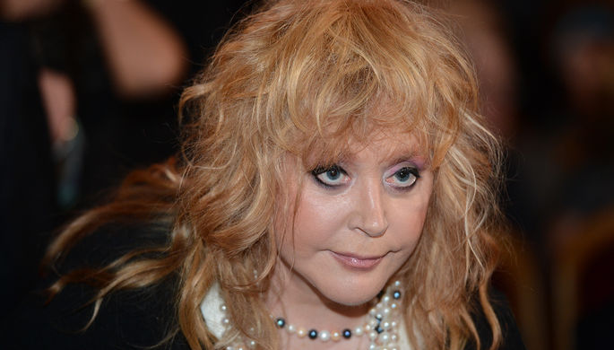 Вечеринка для богачей: музыкальный критик призвал бойкотировать концерт  Пугачевой алла пугачева