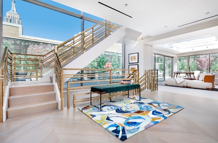 В гостях у миллиардера Джеффа Безоса: экскурсия по его новым "апартаментам для городских романтиков" на Манхэттене Стиль жизни,Дома звезд