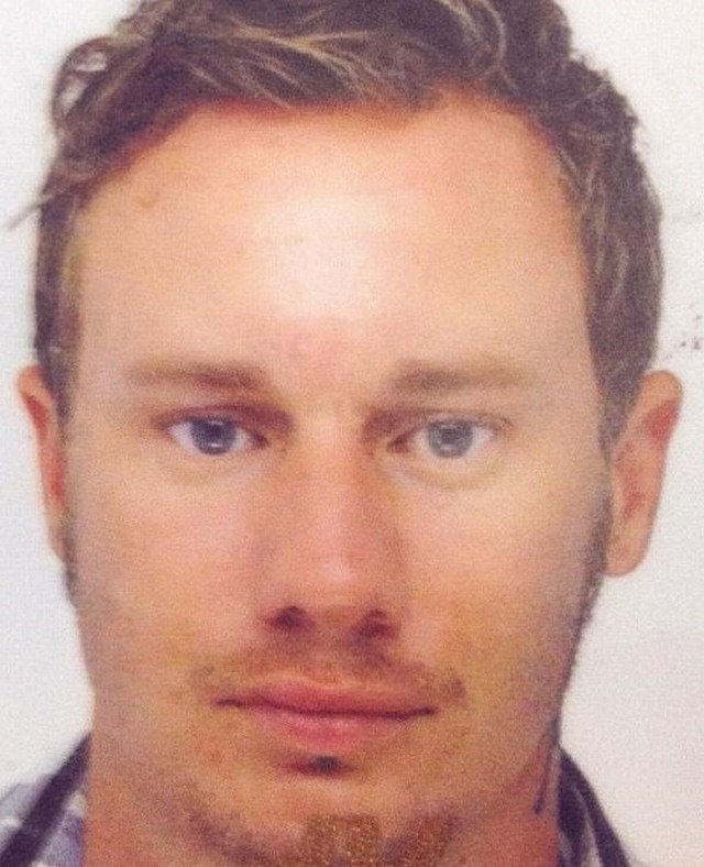 Парни, прекратите накачивать губы внешность