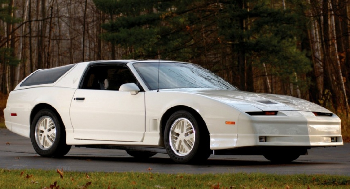 Невероятно мощный автомобиль из Америки — Pontiac Firebird