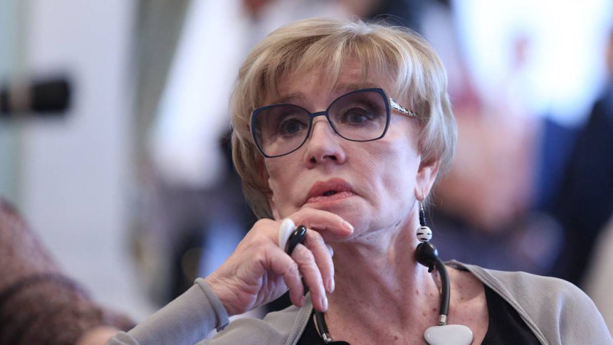 Вера Алентова впервые рассказала о неудачной пластике