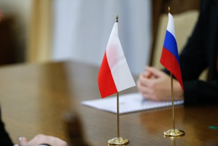 Польша сама себя наказала, пытаясь развести Россию на деньги