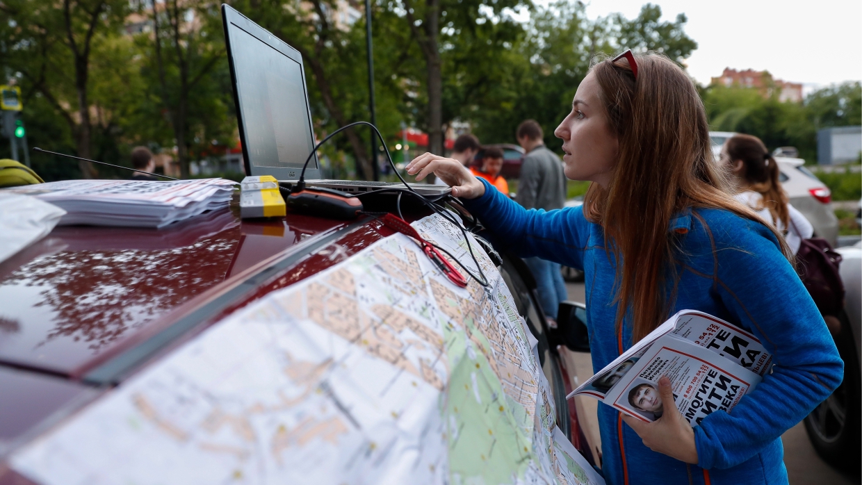 Эфир: Что мешает оперативному поиску грибников и детей в российских лесах