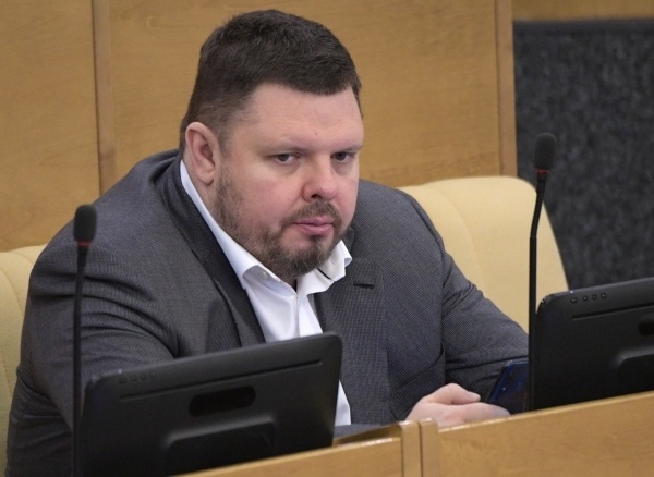 В Госдуме поддержали идею пожизненного сенаторства В Госдуме поддержали идею пожизненного сенаторства