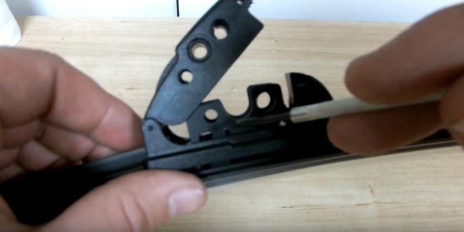 Дворники с подогревом Дворники с подогревом автомобили,дворники с подогревом,ремонт автомобилей,тюнинг