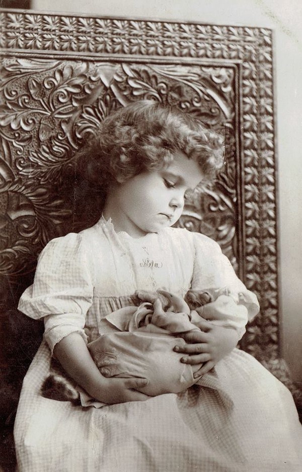 Фотография: Очаровательные винтажные кошки, которые докажут, что коты правили миром во все времена №34 - BigPicture.ru