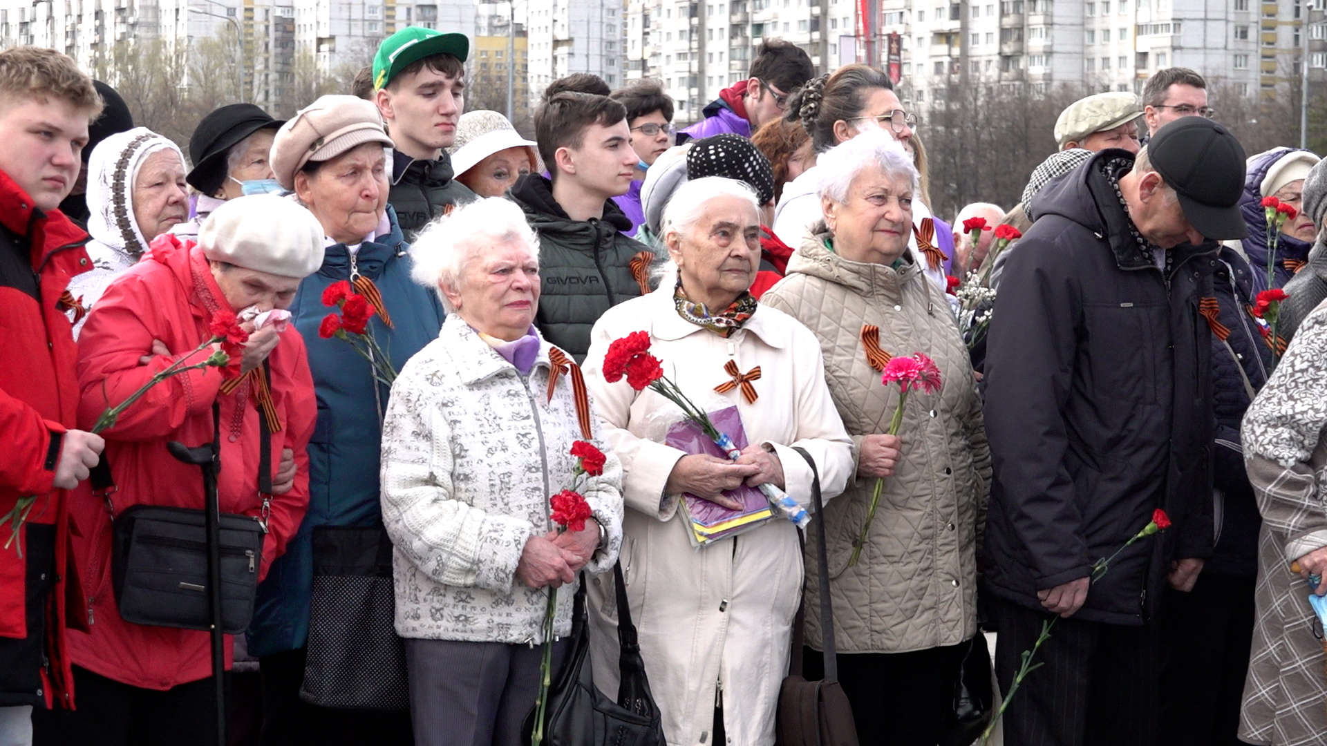 В Петербурге прошел торжественный траурный митинг у монумента героическим защитникам Ленинграда Видео,ФАН-ТВ