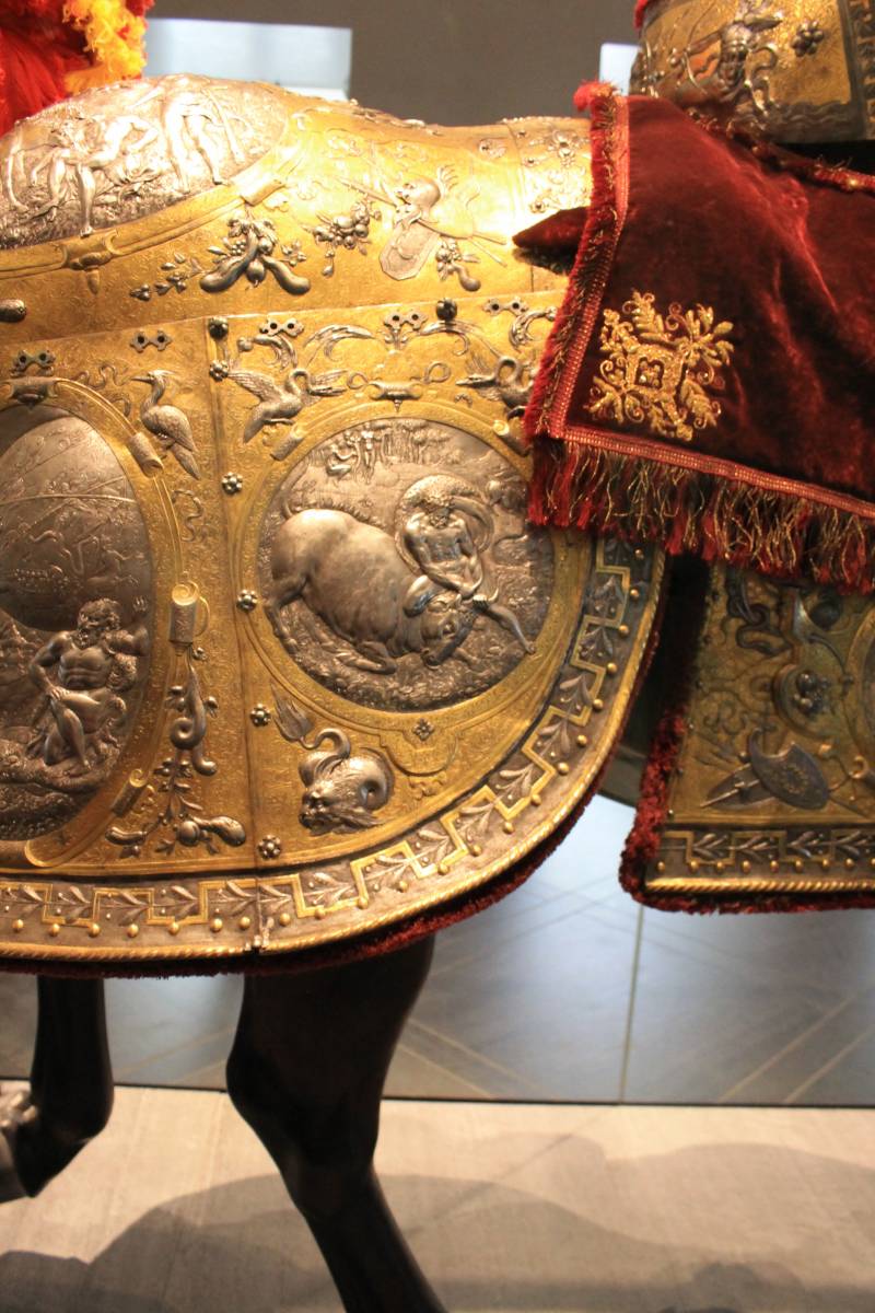 «Доспехи Геракла». Красивейшие доспехи в истории история