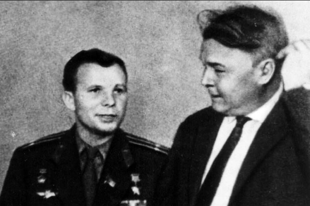 Встреча поэта Твардовского и Юрия Гагарина.