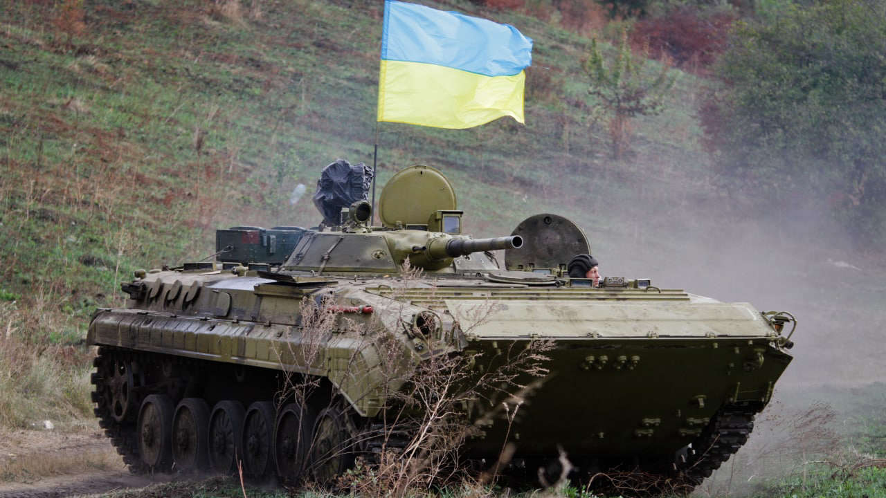 Украинские силовики за сутки четыре раза обстреляли территорию ЛНР