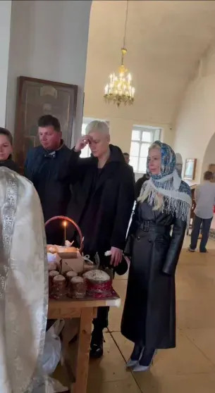 Шаман и Екатерина Мизулина показали, как готовятся к Пасхе Екатерина, Мизулина, Шаман, куличи, МизулинаШаман, Шамана, женат, Мартыновой, видео, Мизулиной, ШаманШаман, Екатерины, местном, около, стоимостью, тысяч, рублей, главным, Laurent, гостем