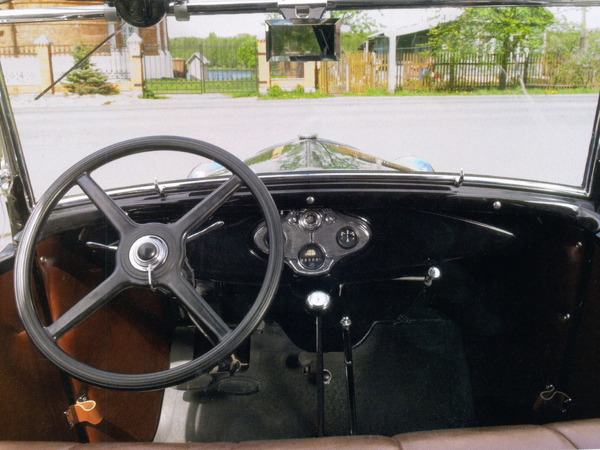 27 легендарных советских автомобилей: на чём ездили в СССР. Часть 1 27 легендарных советских автомобилей: на чём ездили в СССР. Часть 1 автомобили,видео,история,СССР