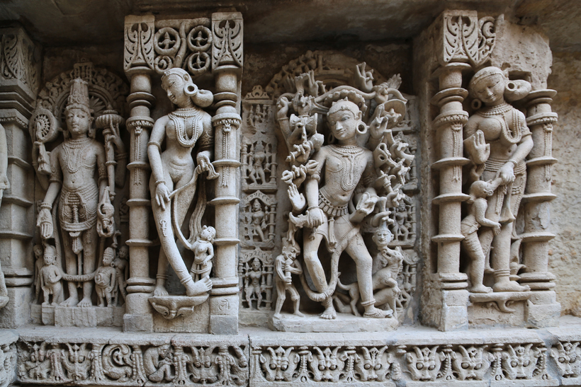 Рани-ки-Вав — тысячелетний колодец в Индии, потрясающий своей красотой колодец, РаникиВав, находится, Колодец, колодца, метров, водой, постройка, почти, более, сооружение, страны, является, грандиозное, только, всего, веков, архитектуру, имеет, Патане