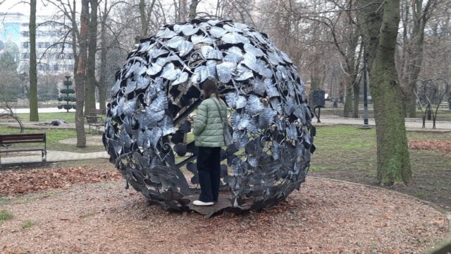 Беседка из кованных элементов. 