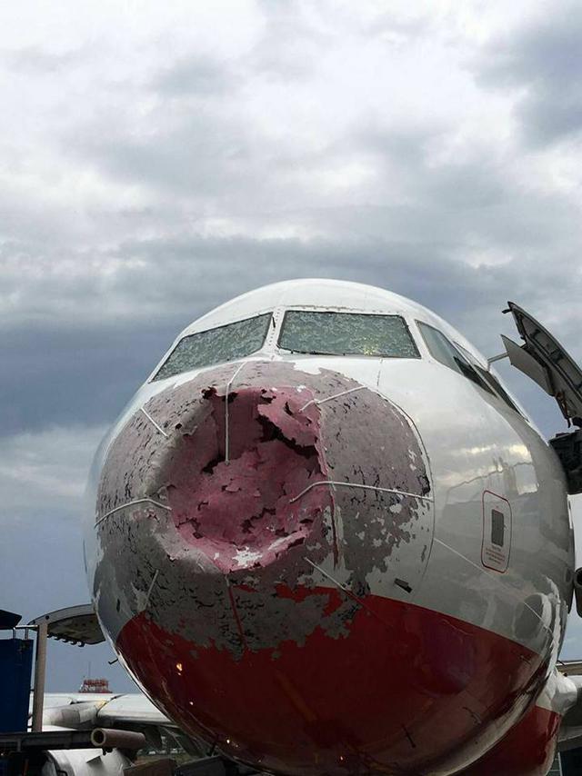 Пилот Акопов совершил героическую посадку аварийного пассажирского лайнера в стамбульском аэропорту