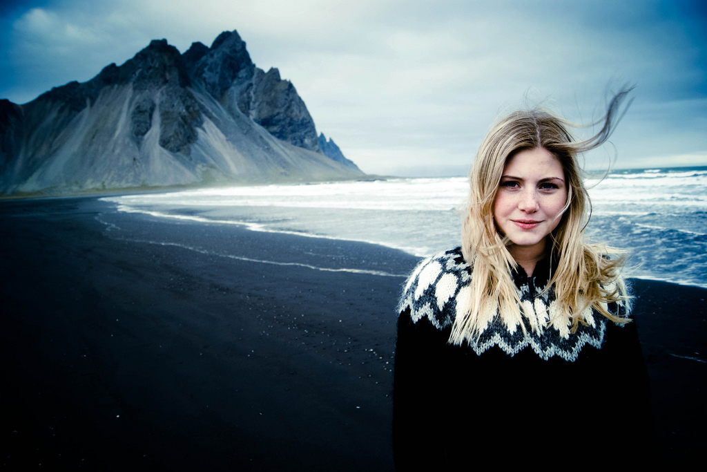 Знакомства В Исландии С Девушками