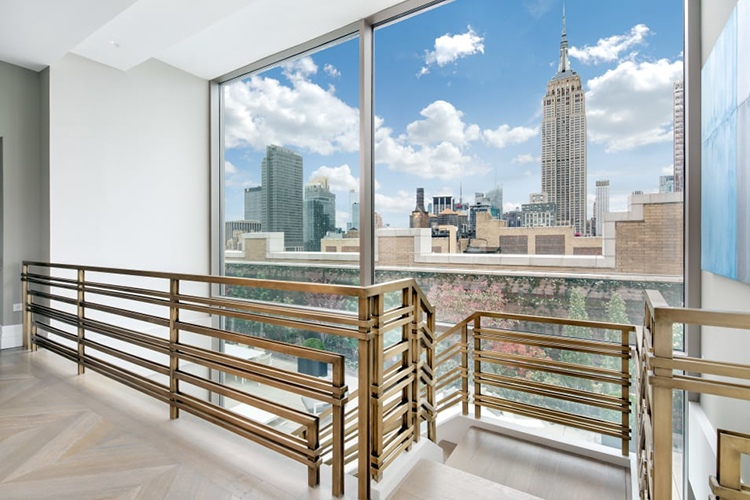 В гостях у миллиардера Джеффа Безоса: экскурсия по его новым "апартаментам для городских романтиков" на Манхэттене Стиль жизни,Дома звезд