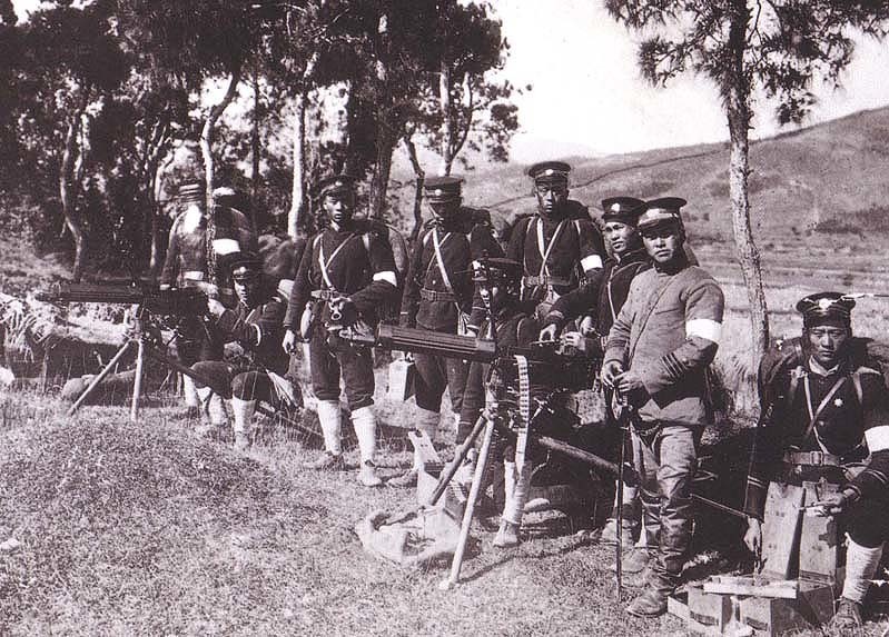 ​Пулеметная команда новой китайской армии, фото 1907 года guoxue.ifeng.com - Солдаты с косичками | Военно-исторический портал Warspot.ru