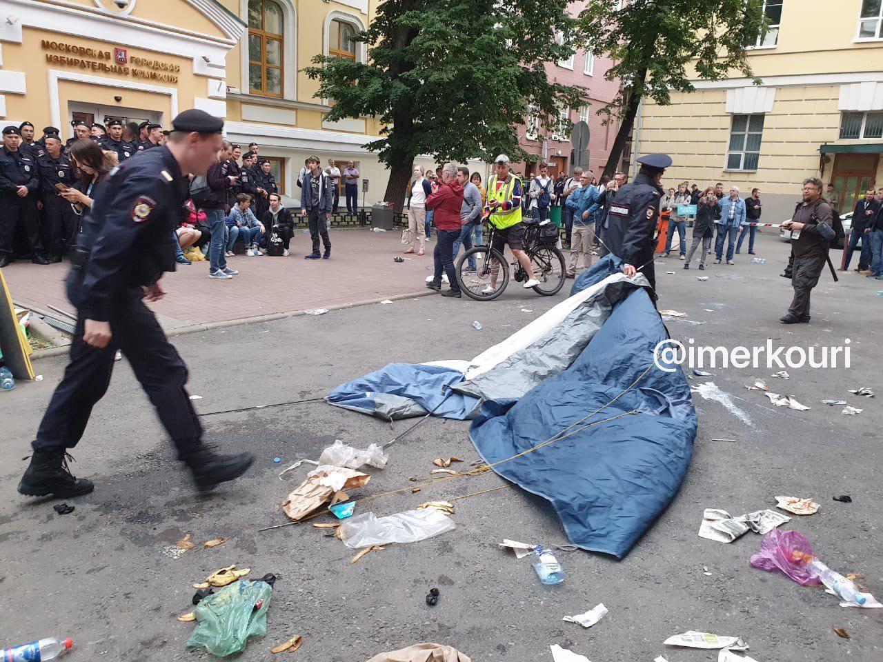 Либералы планировали майдан, а получился позорный балаган