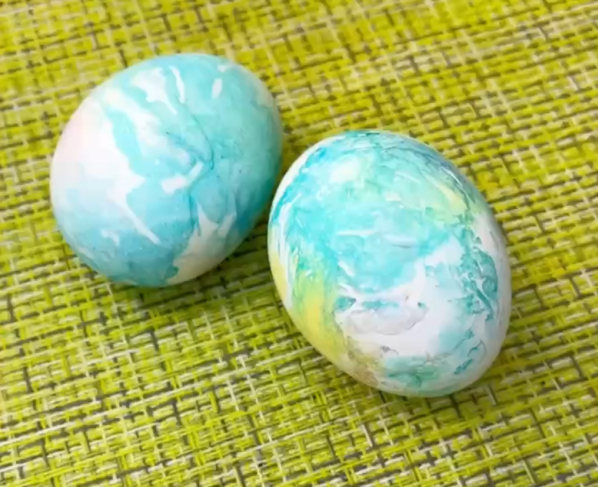 Никакой луковой шелухи! Как я украшаю яйца на Пасху салфетками Никакой луковой шелухи! Как я украшаю яйца на Пасху салфетками салфетки, украшения, очень, только, способы, красители, Когда, второй, поэтому, салфетками, цвета, делаем, способами, экологичный, другие, такие, кроме, затем, помощью, берем