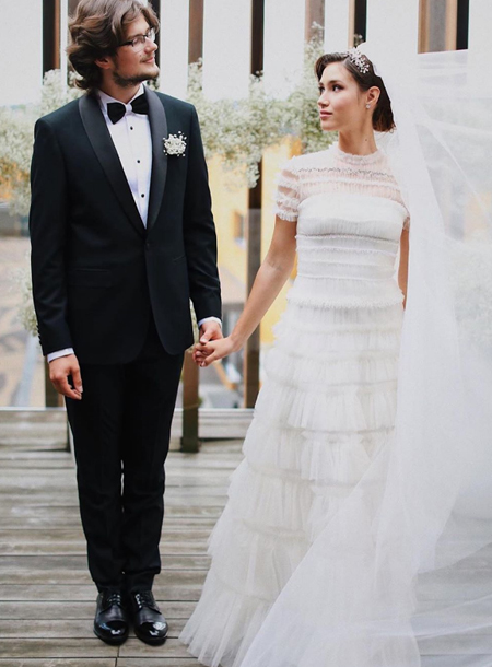 18-летняя дочь Бориса Немцова вышла замуж: как это было Дети,Дети знаменитостей