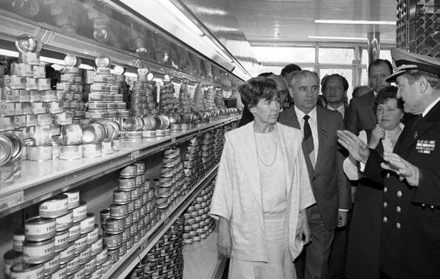 Жуткие фото магазинов в последние годы СССР. истории,общество,россияне