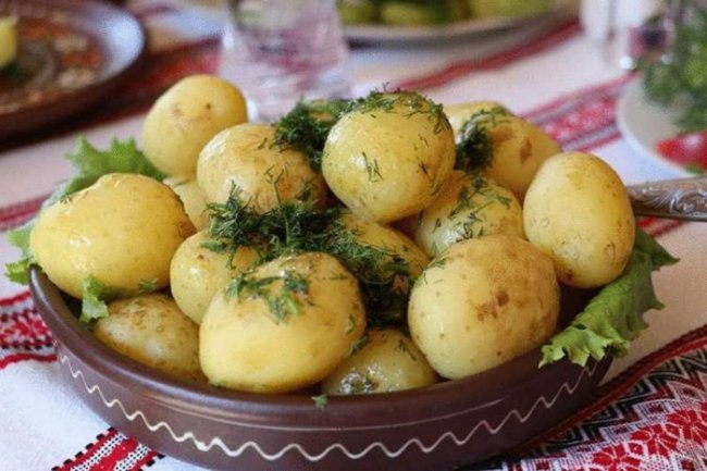Семь вкуснейших способов приготовить молодой картофель готовим дома,молодой картофель,рецепты