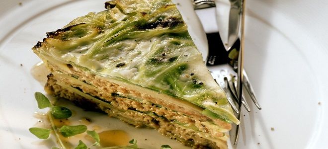 Пирог с фаршем в духовке - сытная выпечка и для перекуса, и для застолья Пирог с фаршем в духовке - сытная выпечка и для перекуса, и для застолья