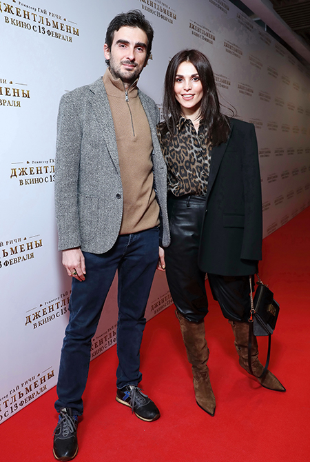 Сати Казанова с мужем, Елена Летучая и другие на премьере фильма Гая Ричи "Джентльмены" Кино,Кино