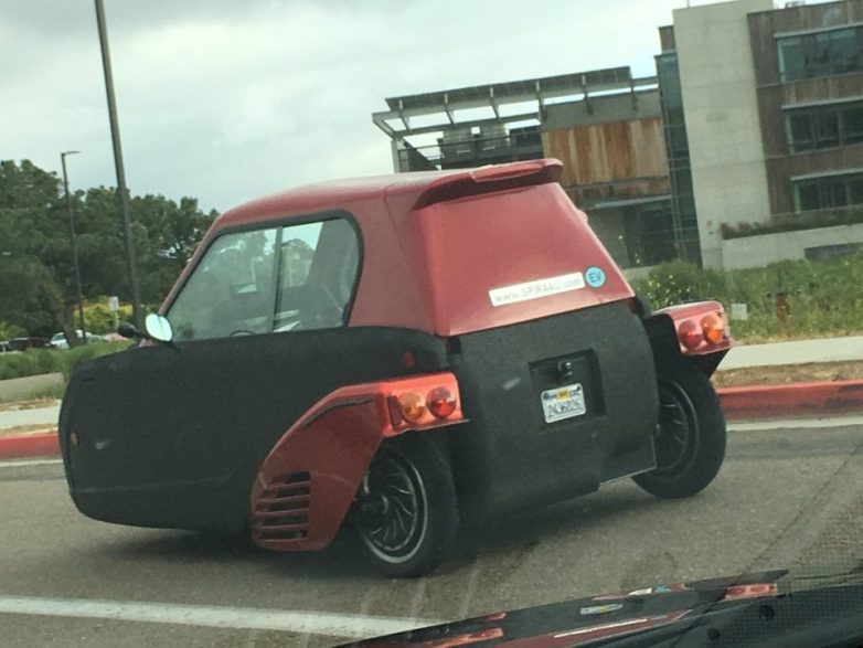 Это можно увидеть в окне своего автомобиля Это можно увидеть в окне своего автомобиля