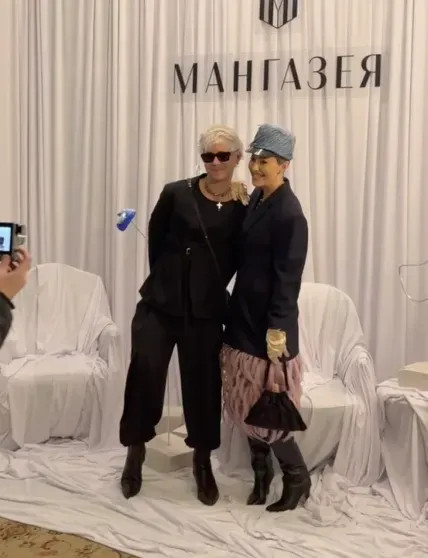 Ксения Собчак и Zivert в перьях, Аня Чиповская, Виктория Исакова, Ольга Карпуть и вся светская Москва посетили гала-ужин The Blueprint Ксения, платье, Полетаева, Анастасия, Дукалис, надела, позировала, Бондаренко, Zivert, выбрала, Виктория, Чиповская, образы, Собчак, Карпуть, Шипилова, Кищук, Жаркова, Оксана, третьим