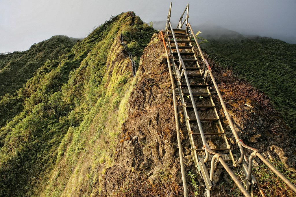 Лестница Хайку на Гаваях гид,история,мир,путешествия,страны,туризм