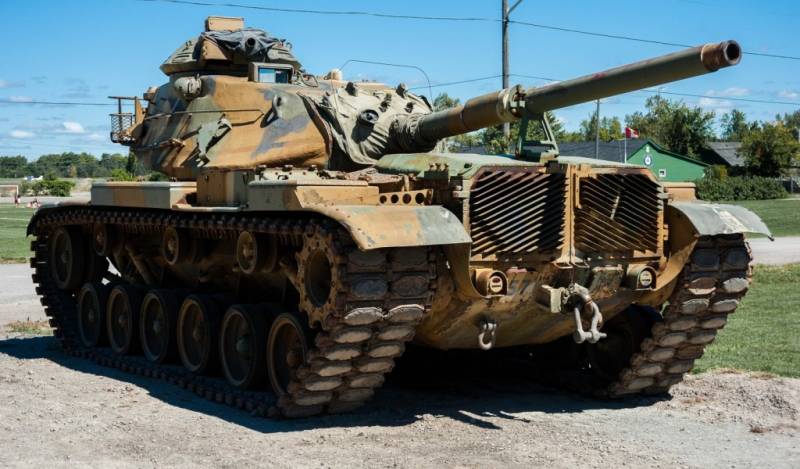 Как пьяный американский танкист устроил танковый бой на поезде