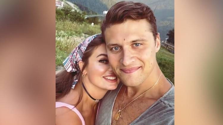 Шесть известных российских пар станут родителями в 2022 году Шесть известных российских пар станут родителями в 2022 году Шоу-бизнес