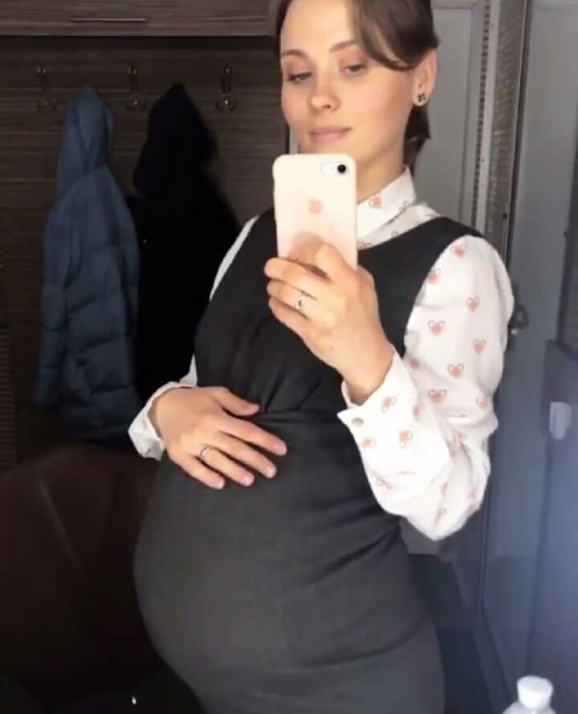 Женя из «Сватов» стала женой и мамой: как выглядит семья актрисы Женя из «Сватов» стала женой и мамой: как выглядит семья актрисы