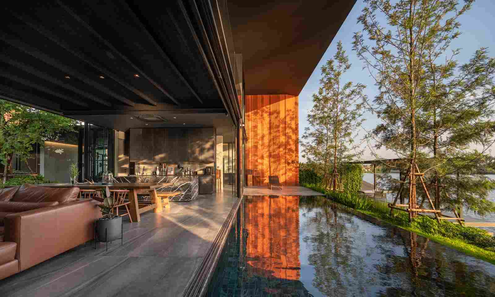Вдохновлённые амфитеатром архитектура и дизайн особняка в Бангкоке