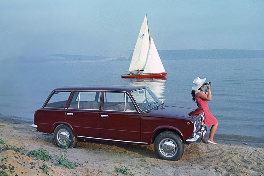 27 легендарных советских автомобилей: на чём ездили в СССР. Часть 2 27 легендарных советских автомобилей: на чём ездили в СССР. Часть 2 автомобили,видео,история,СССР