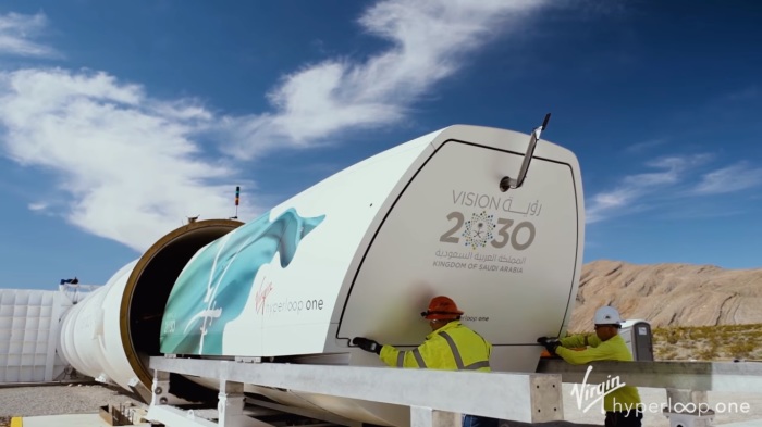 Вакуумный поезд Hyperloop успешно прошел первые испытания