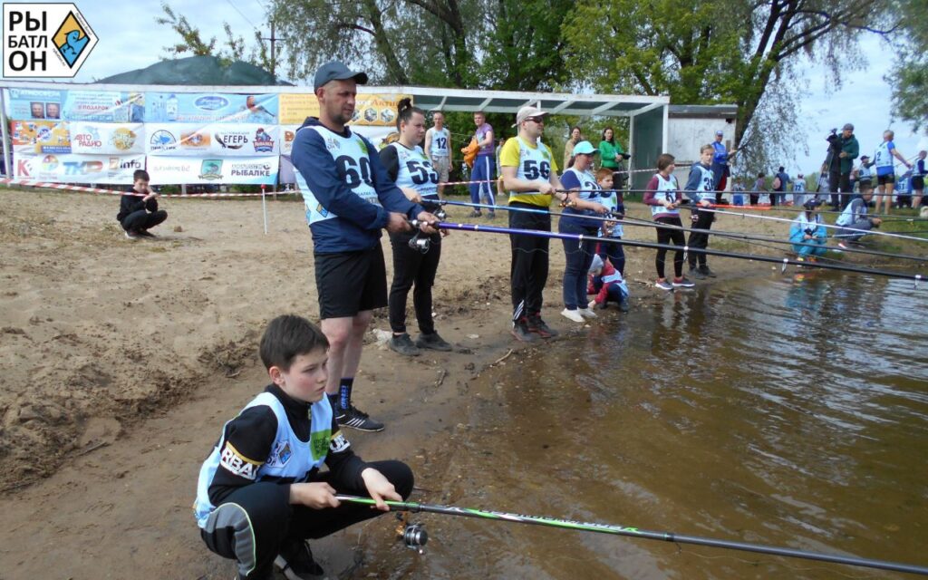 Более 70 человек приняли участие в старте нового сезона рыбатлона в Рязани