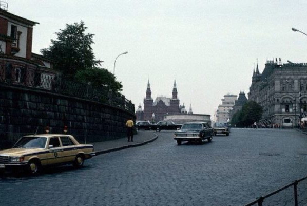 25 самых тёплых кадров из жизни во времена СССР... От последней фотографии аж слеза навернулась!