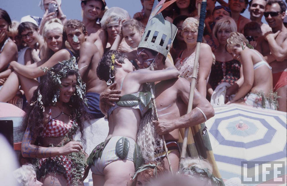 Молодые шестидесятых Молодые шестидесятых