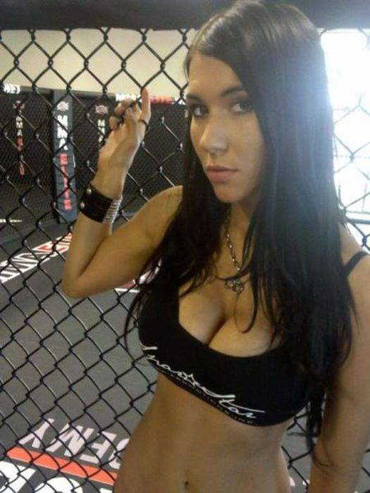 Сексуальные девушки с большим бюстом  позитив