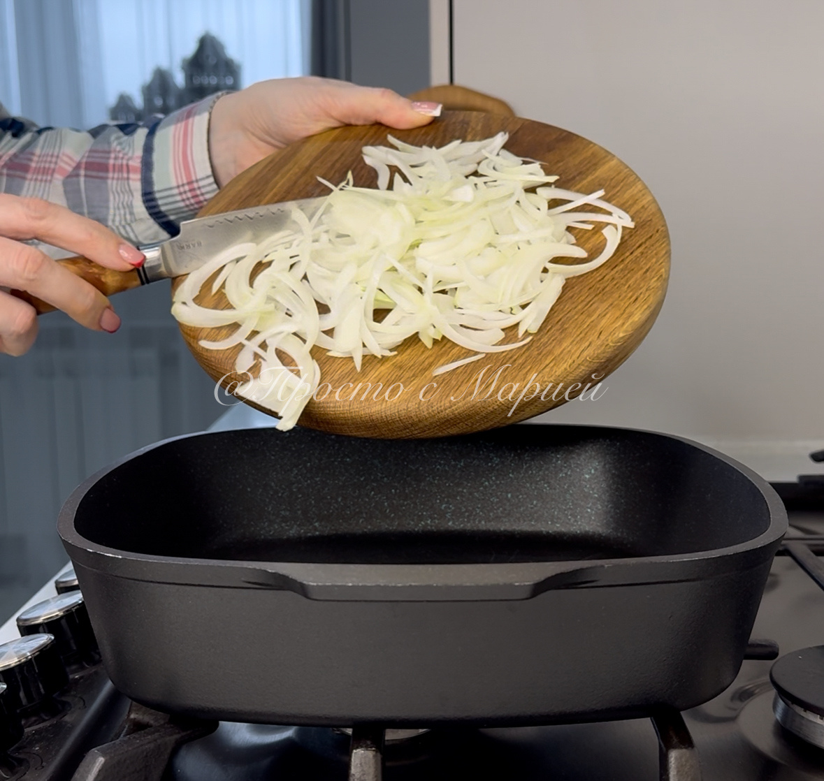 Так и не встретила рецепта удачнее, чем этот: экономный обед без мяса на всю семью Так и не встретила рецепта удачнее, чем этот: экономный обед без мяса на всю семью можно, чтобы, нарежьте, сковородку, более, сейчас, лучше, картофель, овощам, время, рецепт, готовьте, томатном, крышкой, соусе, стоит, выложите, хорошо, вровень, всего